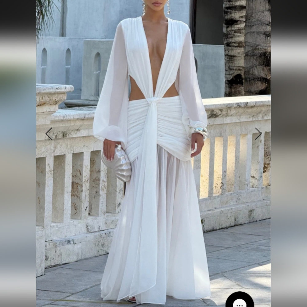 Chic White Backless Maxi Dress | Babyboo Andrina